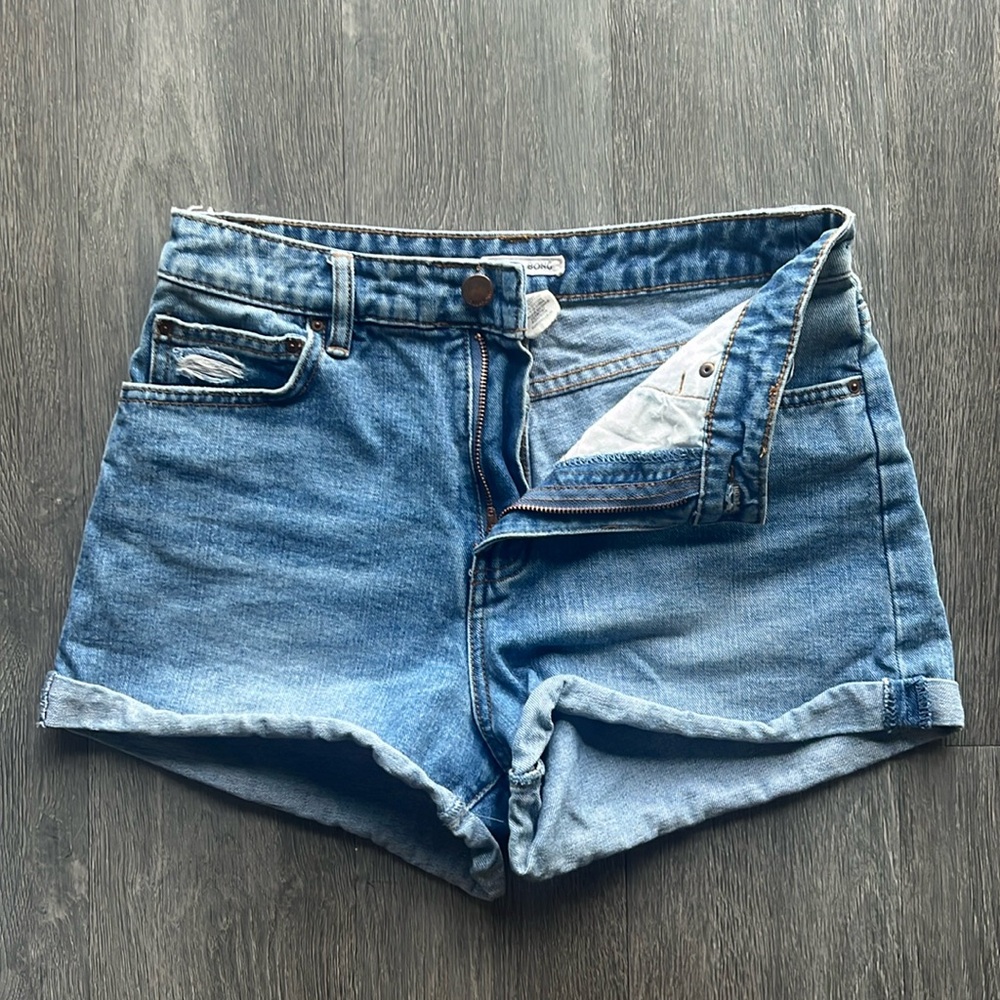 Billabong High Waisted Denim Shorts | Size 28
